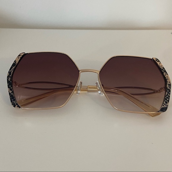 Summer & Rose Sunglasses - Picture 2 of 4